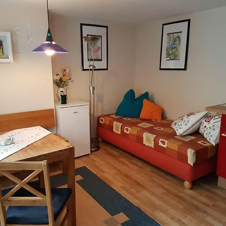 Apartment Heyne Weinboehla